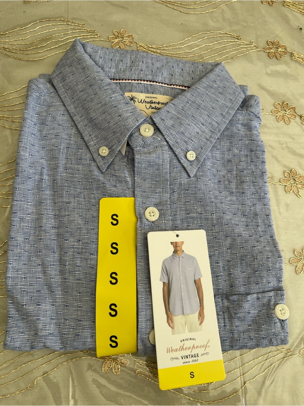 Weatherproof Vintage Men’s Light Blue Short-Sleeve Button-Down Shirt